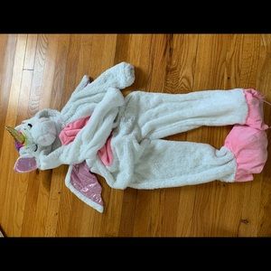 Unicorn costume worn once EUC size 6/7
